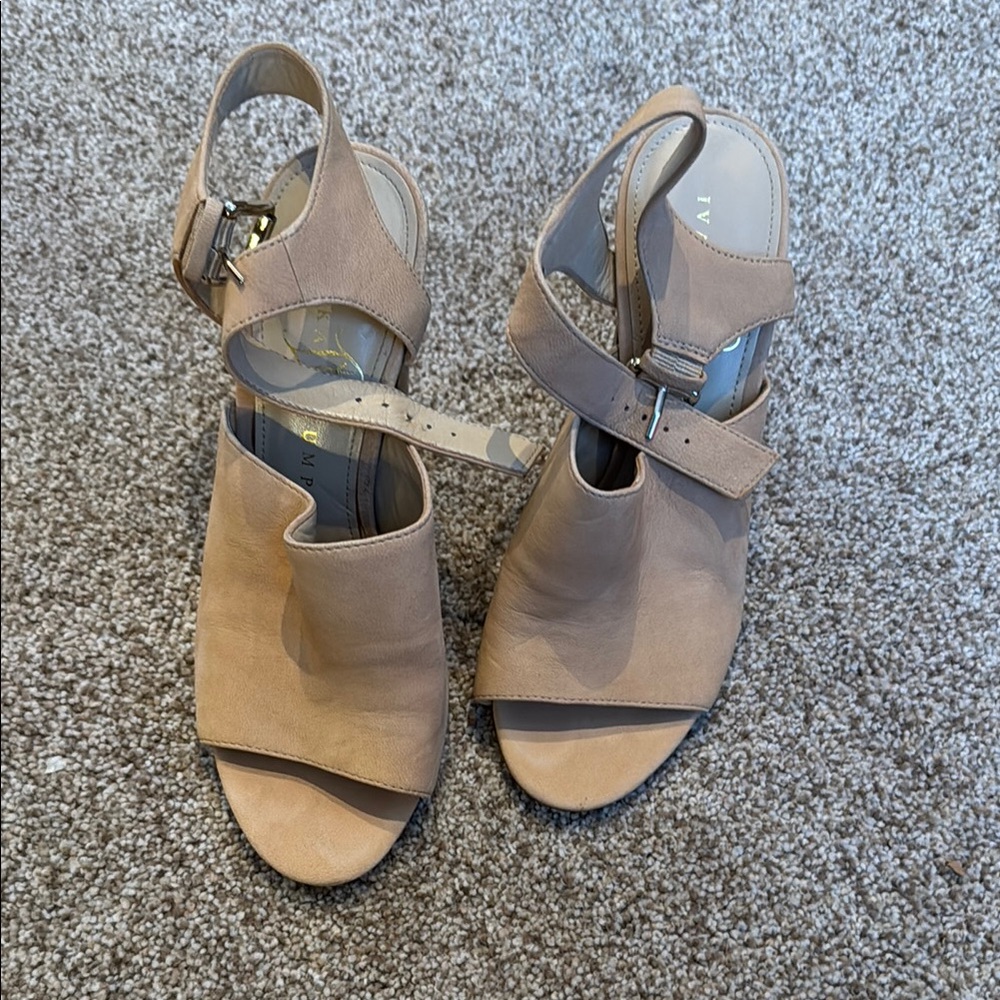 Beige Chinky High Heeled Women's Sandals